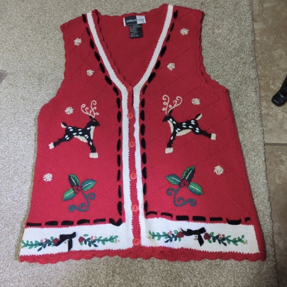 Beldochpopper Christmas Reindeer Vest Sz S Red With Embroidered Detail & Beading